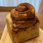 山の上ベーカリー&カフェ - あー、美味しい！パンがしっとりふわふわなんですよ！シナモンがどわどわで甘いんですよ！しあわせ！大好き！