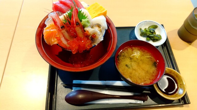 うみの駅 七のや 本塩釜 その他 食べログ うみの駅 七のや 本塩釜 その他 食べログ