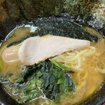 ラーメン 杉田家 - ラーメン味玉