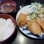 かき忠 - 牡蠣フライ定食