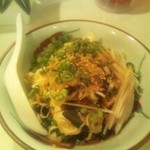 横田酒場 - 「ピータン豆腐」まいう～ この為にでも、訪れたくなる味。