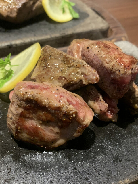 溶岩焼ステーキ お肉のせごはん Meat Thousand 藤が丘 ステーキ 食べログ