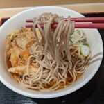 いろり庵きらく - 意外とシャキっと仕上がったお蕎麦