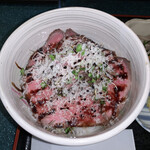 田舎かっぽう海山 - ローストビーフ丼