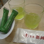 茶寮都路里 - １F辻利で販売しているつじりの里＆水だし冷茶