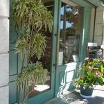 CALVA - 外観は変わりありませんが、店内はちょっと改装されていました。