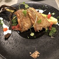 トラットリア イル レガーロ - タイと燻製塩。一押し！