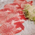 炭火焼肉 釜山 - 