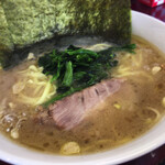 甲子家 - ラーメン並面硬め油少なめです