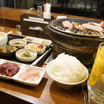 大衆炭火焼肉ジンギスカン ホルモン酒場 風土. - 