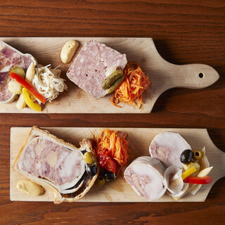 ★当店自慢！数々の肉のテリーヌ★