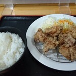 Umekomachi - ご飯（大盛）、唐揚げ（生姜醤油）