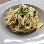 ワイン食堂 ぷかぷか亭 - 料理写真:旨し！もちもち生パスタ