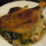 ビストロヤナギハラ - シャラン産鴨モモ肉のコンフィのソテー