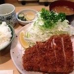 丸一・上小ロースかつ定食