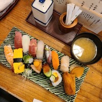 東鮨 新店 - Aランチ（14貫）＠1000円