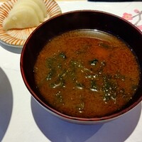 割烹 柚葉 - 美味しいなめこと青のりの赤出汁