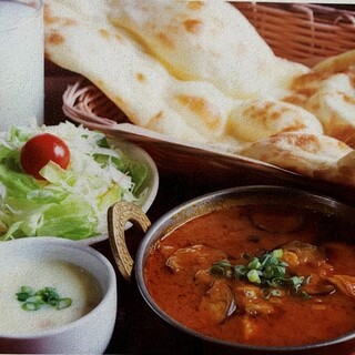 [Lunch only] Indian special Soup Curry set★★