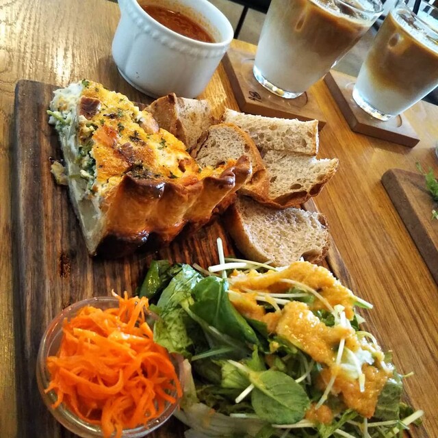 ベンチ コーヒー Bench Coffee 東千葉 カフェ 食べログ