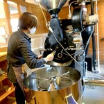 가루이자와 배이센쇼 - 로스팅하는 모습♪