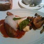 ブラッスリー ポール・ボキューズ - 豚と牛しか選べなくて豚に、もうちょっと選択肢の欲しいところ