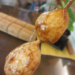 宿屋伝七 - 香ばしい”焼団子”は中がもっちりしていて美味い