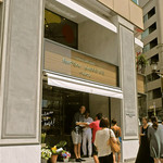 オープン初日の外観