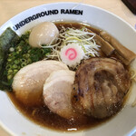 アンダーグラウンド ラーメン 頑者 - 特製ラーメンライト