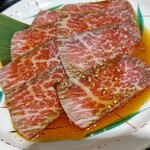 Toukyou Tareyakiniku Daitouen - 上ロース定食の肉