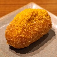 焼肉うしごろ 表参道店 - ずわい蟹のクリームコロッケ からすみ添え