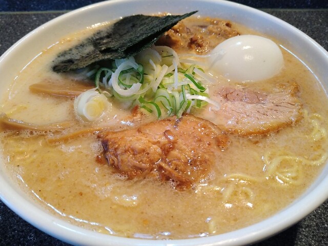 らーめん楓 ラーメンカエデ 婦中鵜坂 ラーメン 食べログ らーめん楓 ラーメンカエデ 婦中鵜坂 ラーメン 食べログ