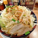 太一商店 - ラーメン680円野菜マシ