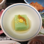 宿屋伝七 - 先附（枝豆豆腐）