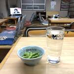 さか本そば店 - お湯割り