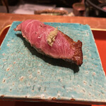 初音鮨 - 大トロズケ炙りの握り