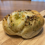 山の上ベーカリー&カフェ - チーズとこのもちもちパンの合うことあうこと。さすが。