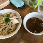 つけ麺　弐☆゛屋 - つけ麺は定番かな。