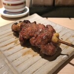焼鳥 おみ乃 - 背肝