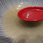 鯛塩そば 灯花 - 鯛塩らぁ麺玉子～普段ラーメンのスープはあまり飲まないけど…思わず飲んでしまったぁ～☆