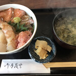 Chikoba - 海鮮丼＝６００円 税込
                        ※期間限定メニュー