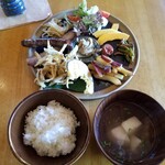 マイハウス - 地元の新米に鶏ガラのお出汁の里芋のスープ