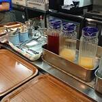 サンドイッチファクトリー・オー・シー・エム - 