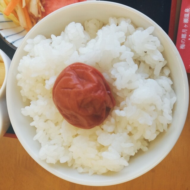 梅干しに白いご飯 By オグゾー 梅こころ 近鉄奈良 定食 食堂 食べログ 梅干しに白いご飯 By オグゾー 梅こころ 近鉄奈良 定食 食堂 食べログ