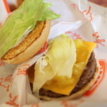 A＆W - パイン チリ ビーフバーガー