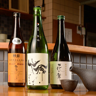 Be sure to check out the standard and recommended brands selected by the owner who is qualified as a sake brewer.