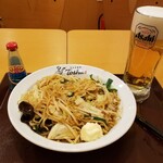 中華東秀 - 焼そば・生ビール