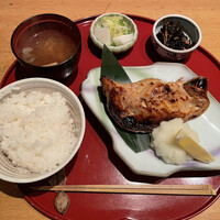 伊豆の旬 やんも 南青山店 - 