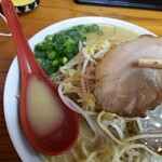 あかえラーメン - 並はチャーシュー4枚