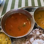 カーリー・テーブル - 