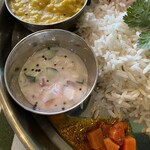 カーリー・テーブル - 